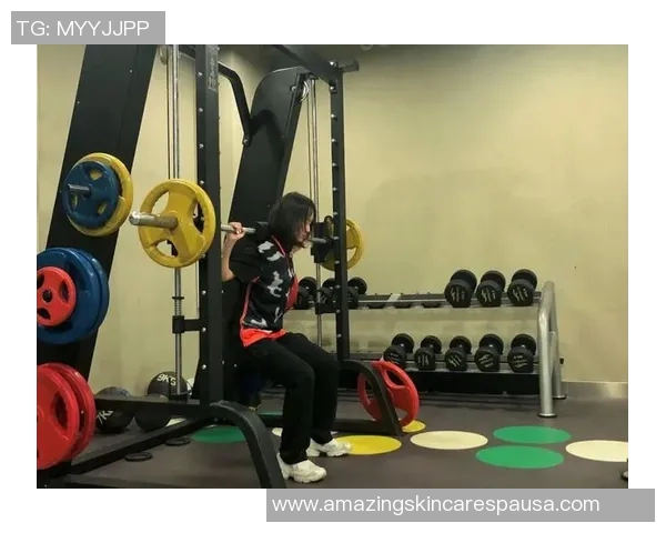 广州羽毛球队的耐力之道:揭秘训练背后的坚持与付出 广州羽毛球队的耐力之道:揭秘训练背后的坚持与付出