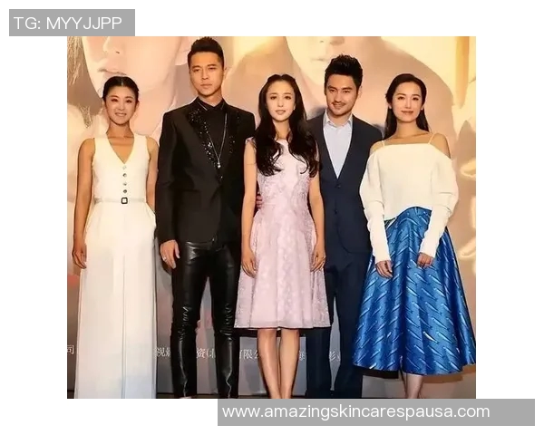 当明星偶遇足球明星时他们会如何互动和交流的趣味观察 当明星偶遇足球明星时他们会如何互动和交流的趣味观察