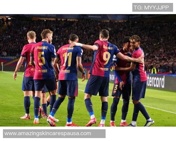 足球明星巴萨精彩瞬间视频集锦回顾球场上的辉煌与激情 足球明星巴萨精彩瞬间视频集锦回顾球场上的辉煌与激情