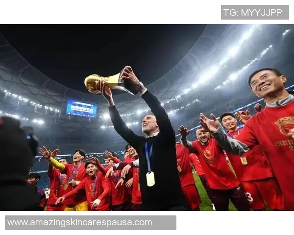 足球明星退役瞬间集锦回顾他们辉煌生涯的精彩时刻与感人故事