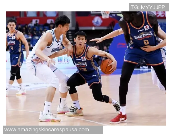 篮球战术:南京篮球队的边路渗透体系